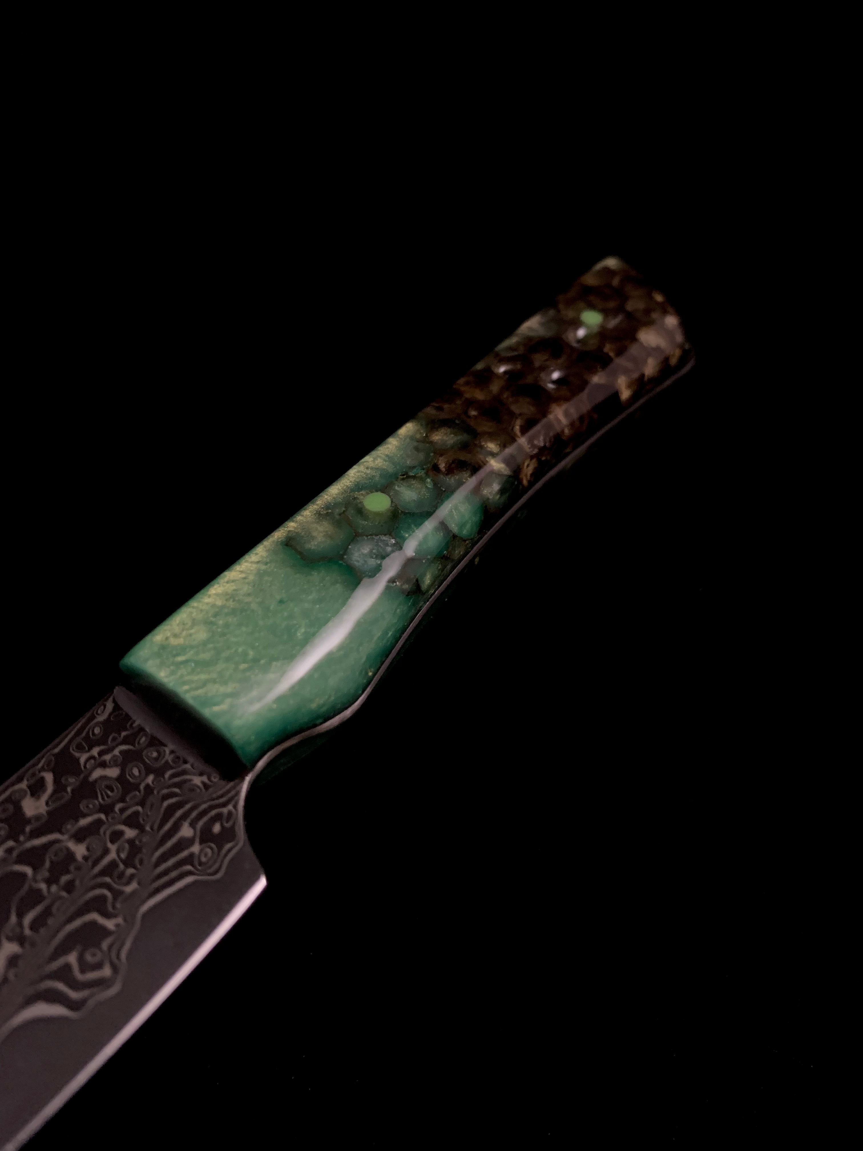 Honeycomb knife